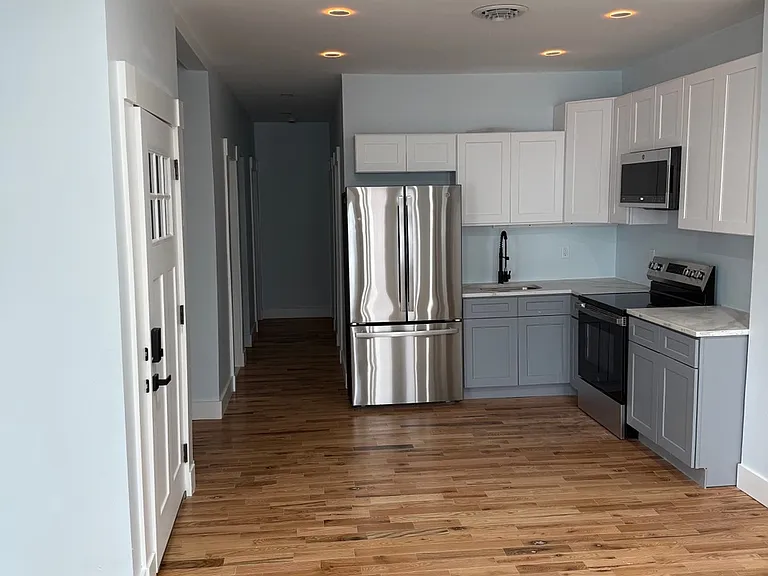 61 Dana Ave #1 — Photo 4