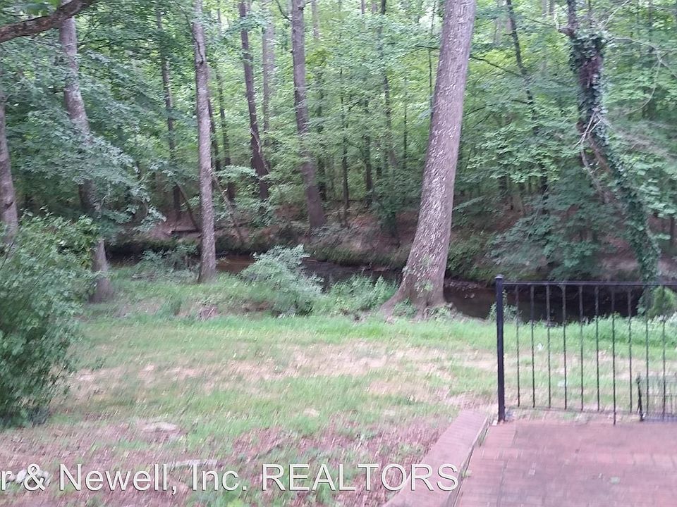 2nd image of 6101 Holyoake Dr