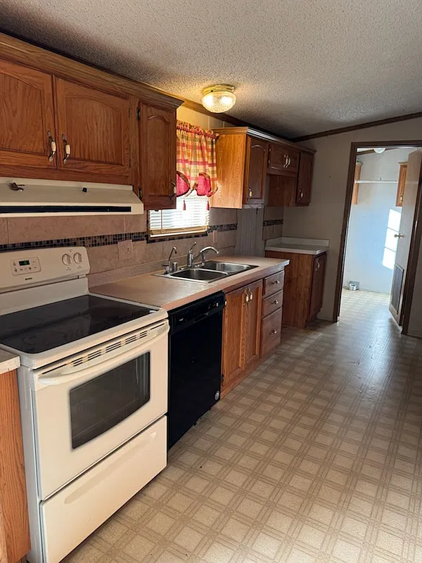 3 bed, 1800 sqft, $1,200 — Photo 4