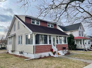 24 W Meyran Ave, Somers Point, NJ 08244