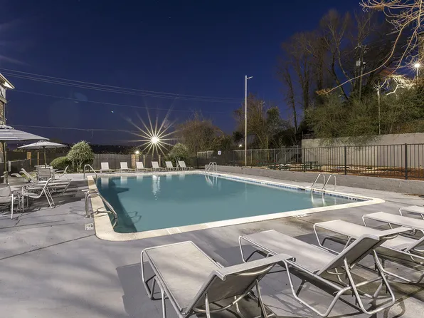 Highpointe Apartments