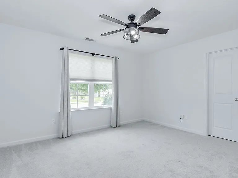 810 Fenwick Ct — Photo 31