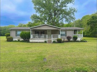 41 Chester Levee Rd, Jackson, TN 38301