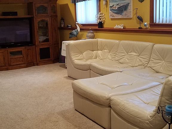 5th image of 3993 Loch Dr
