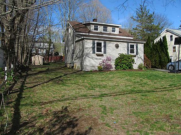 5th image of 957 Greenville Ave