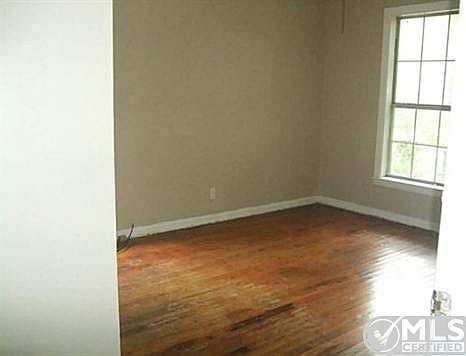 5th image of 2800 Martin Lydon Ave
