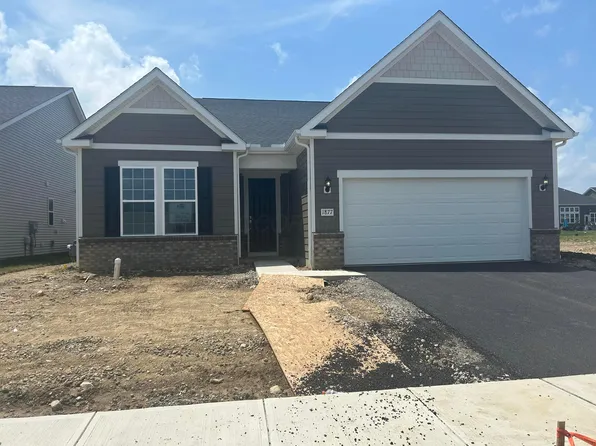 1877 Zucchina Dr, Hilliard, OH 43026