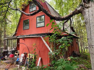 1051 Eastwood Ln, Fairbanks, AK 99712
