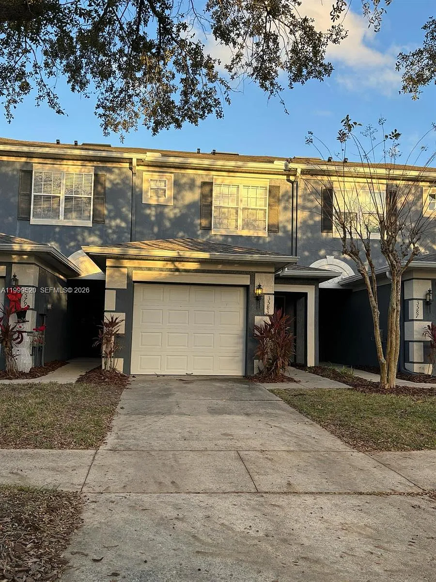 Photo 1 of 23 - 3583 Victoria Pines Dr #3583 - Orlando, FL Primary Photo - 3583 Victoria Pines Dr #3583