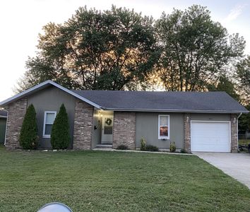 505 S Sunrise Street, Strafford, MO, 65757