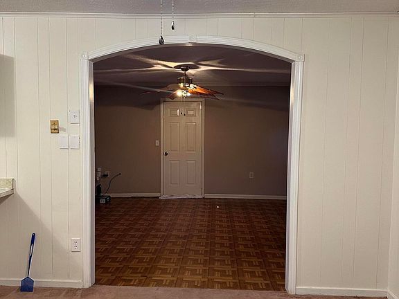 5th image of 6325 Abraham Lincoln Dr