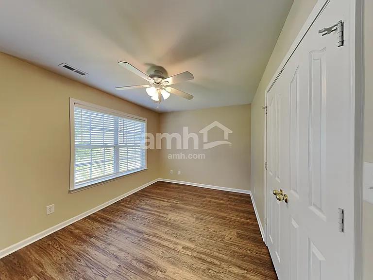 1922 Dundalk Rd — Photo 15