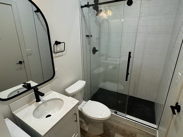 3833 Front St #9 — Photo 11