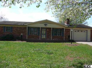 104 Belleview Dr NE, Conover, NC 28613