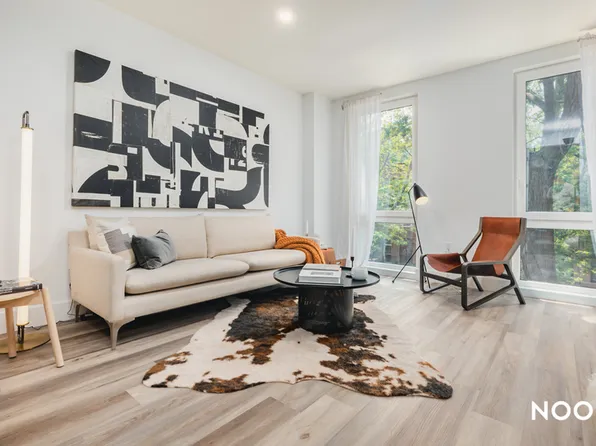445 Vanderbilt Avenue image 2 of 16