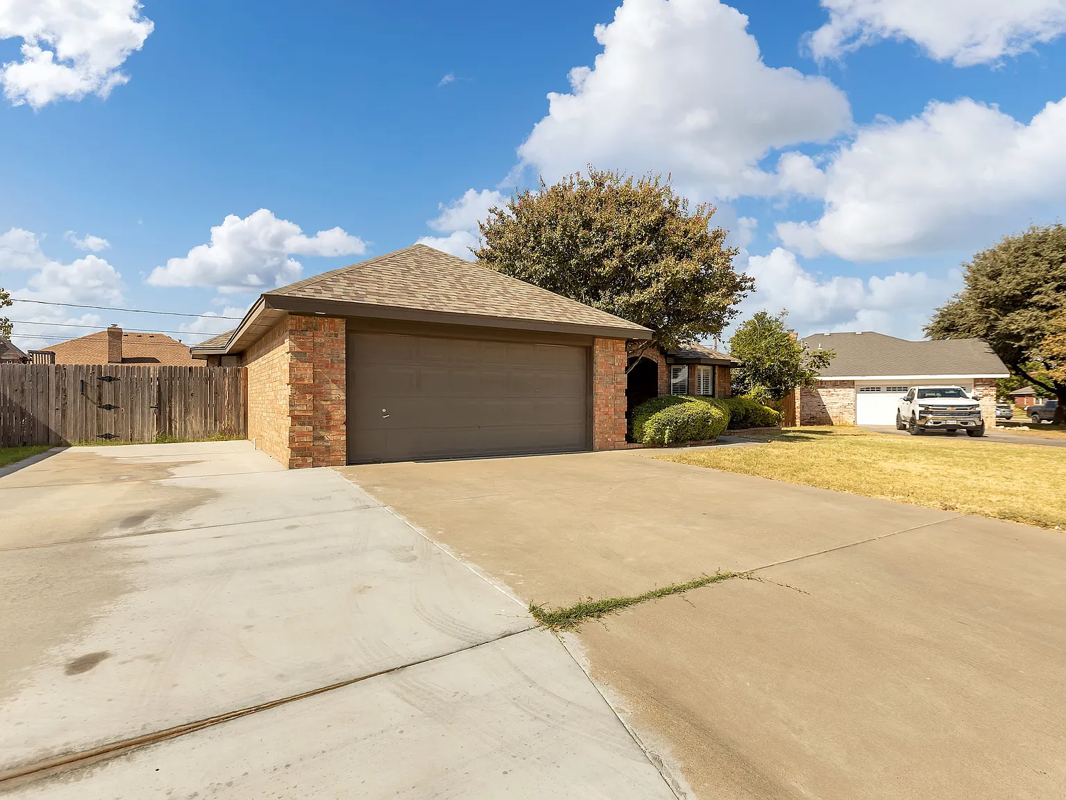 3 bed, 1753 sqft, $2,900 — Photo 2