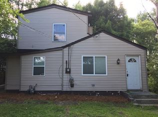 3022 Gizmo Ln, Minnetonka, MN 55305