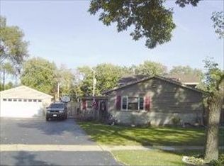 3306 Martin Ct, Rolling Meadows, IL 60008