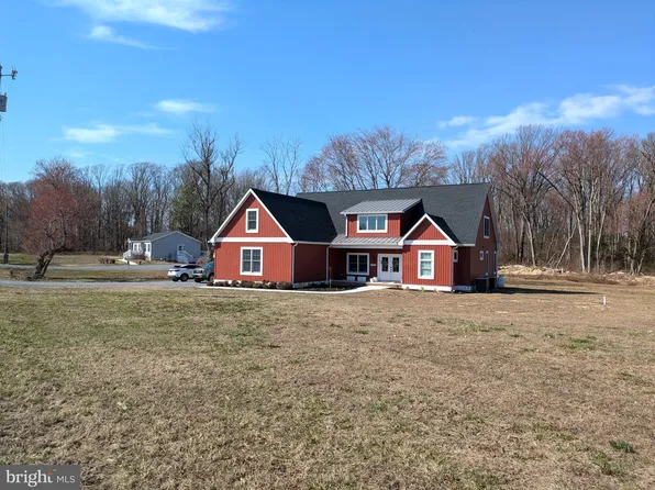 23730 Henry Rd, Ridgely, MD 21660
