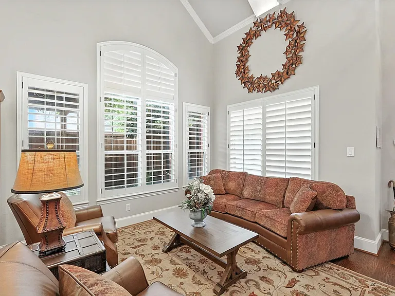 2303 Chapelwood Dr — Photo 9