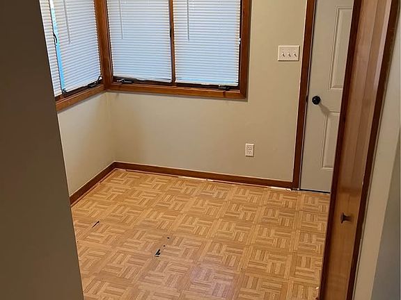 3rd image of 803 Wadleigh St #801
