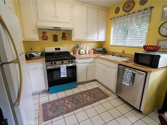 3rd image of 660 S Glassell St APT 100