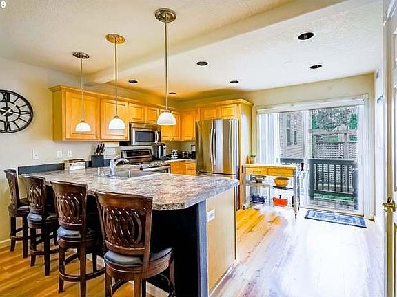 5th image of 7325 SE Milwaukie Ave