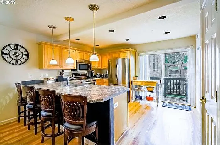 7325 SE Milwaukie Ave — Photo 5
