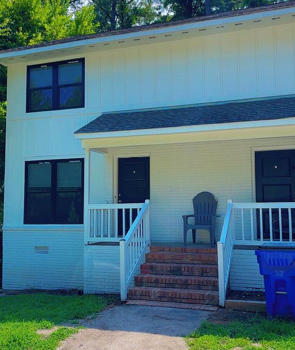 1st image of 208 N Peartree Ln #A