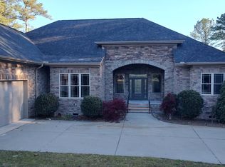 737 Mimosa Dr, Vass, NC 28394