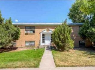 2386 S Linden Ct UNIT B, Denver, CO 80222