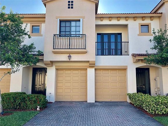 2nd image of 6103 Grand Cypress Circle #6103