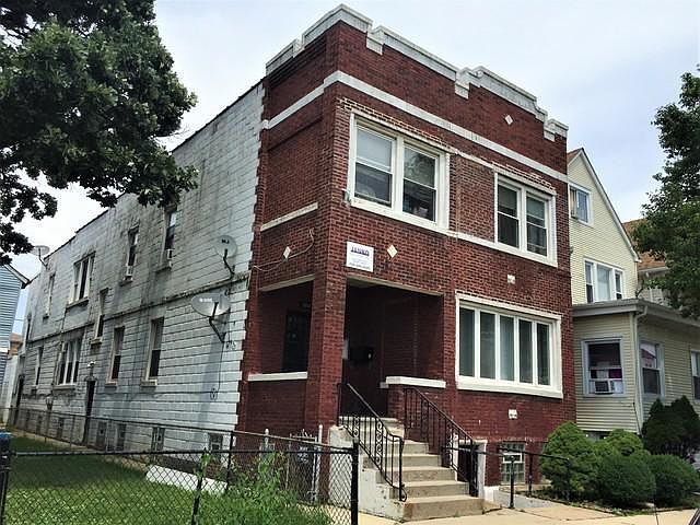 2nd image of 7554 W 61st St
