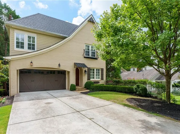 2881 Elliott Cir NE, Atlanta, GA 30305