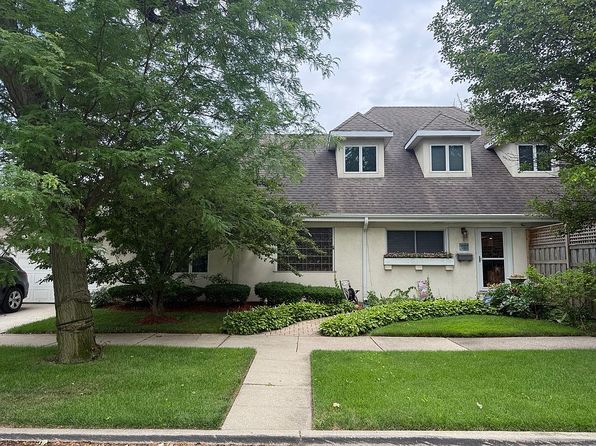 6307 N Minnehaha Ave