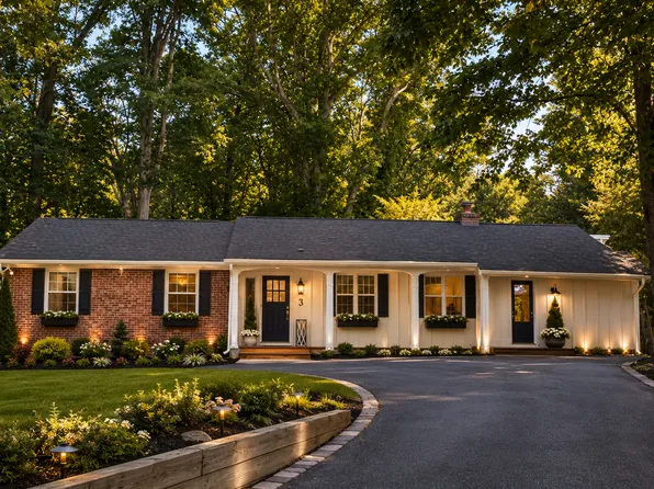 10206 Green Clover Ct, Ellicott City, MD 21042