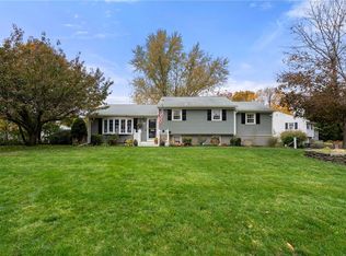 20 Birchwood Dr, North Kingstown, RI 02852