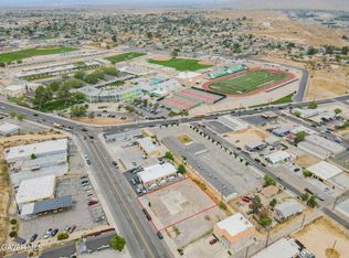 16650 Mojave Dr, Victorville, CA 92395