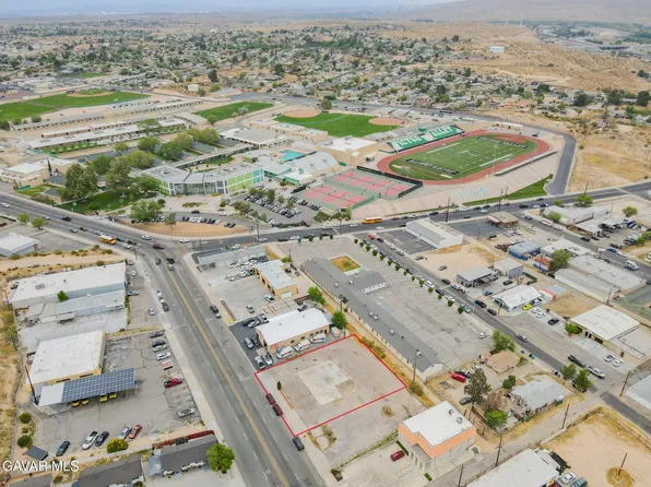 16650 Mojave Dr, Victorville, CA 92395