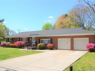 1137 Baker Rd, Virginia Beach, VA 23455