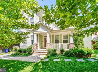 6833 19th Rd N, Arlington, VA 22205