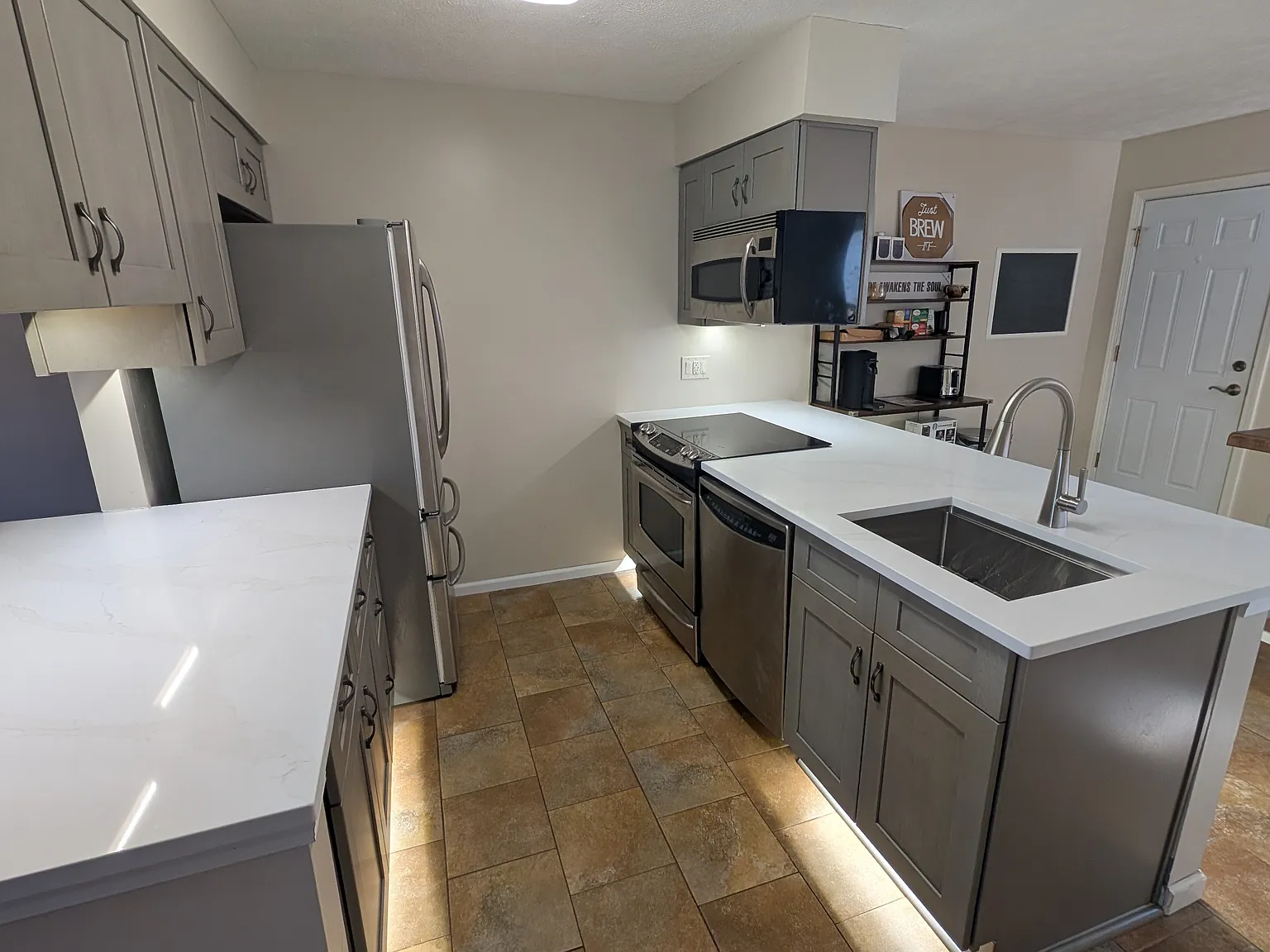 144 Villa Drive — Photo 4