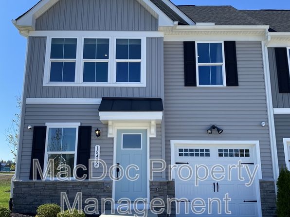 18422 Centennial Cir