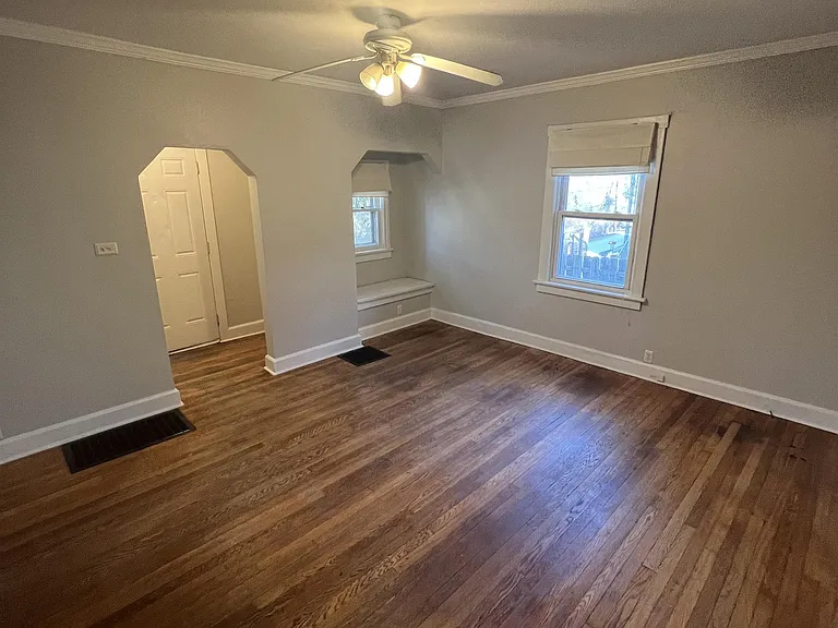 1016 E Brookside Dr — Photo 10