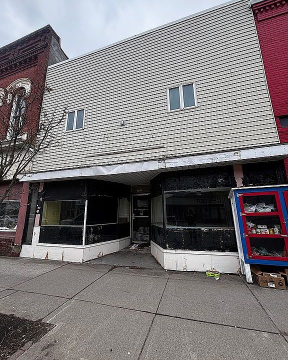 1st image of 312 Broad St