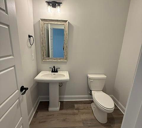 2nd image of 407 Bay Meadows Dr