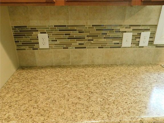 4th image of 4507 Wildwood Dr