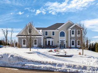 238 Catamount Rd, Tewksbury, MA 01876