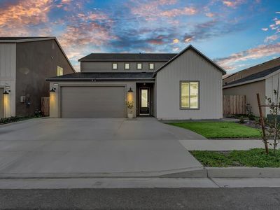 1327 S Palm Street, Visalia, CA, 93292