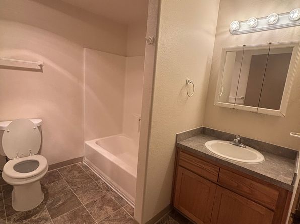 2540 Mill Creek Ln UNIT 201